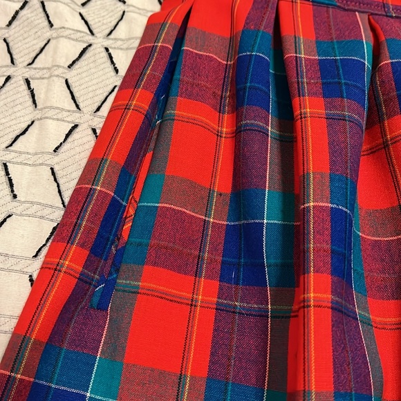 Vintage Pendleton plaid wool skirt - Picture 3 of 6